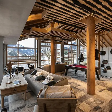 In Near Slopes * Megeve